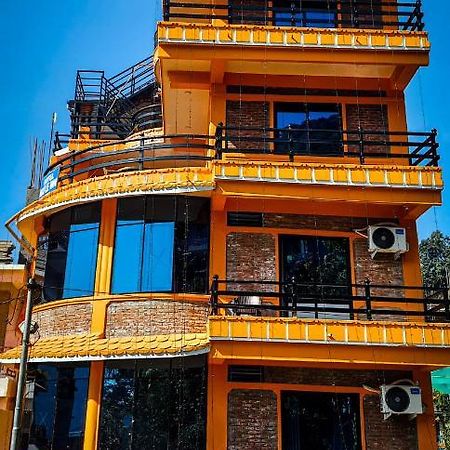 The Maple Inn Pokhara Exterior photo